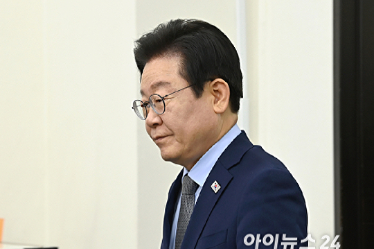  최고위 참석하는 이재명 대표