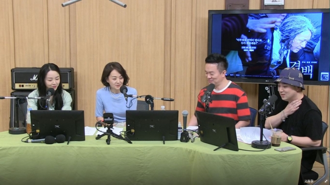 배우 신혜선(왼쪽 첫 번째)와 배종옥(왼쪽 두 번째)이 1일 오후 방송된 SBS라디오 파워FM '두시탈출 컬투쇼'에 게스트로 출연했다. [사진=SBS]