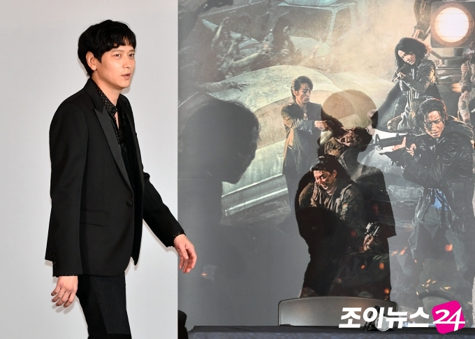 배우 강동원이  9일 오후 서울 용산구 CGV에서 열린 영화 '반도(감독 연상호)' 언론시사회 및 기자간담회에 참석하고 있다.