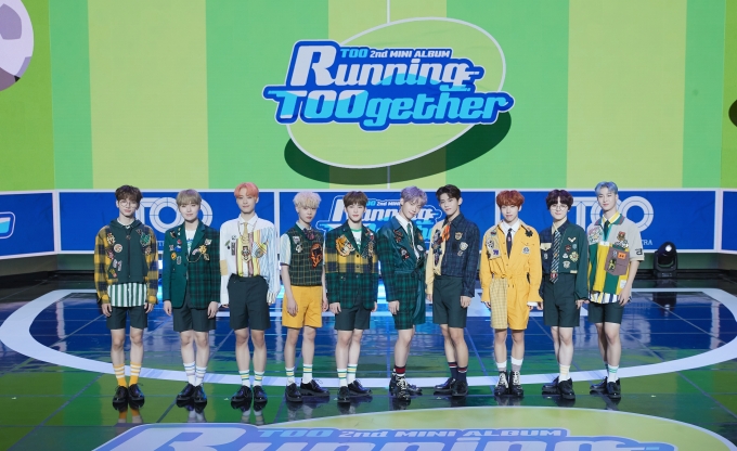 TOO(티오오)가 15일 오후 새 앨범 '러닝 투게더(Running TOOgether)' 발매 기념 쇼케이스를 열었다. [사진=스톤뮤직엔터테인먼트, n.CH엔터테인먼트]