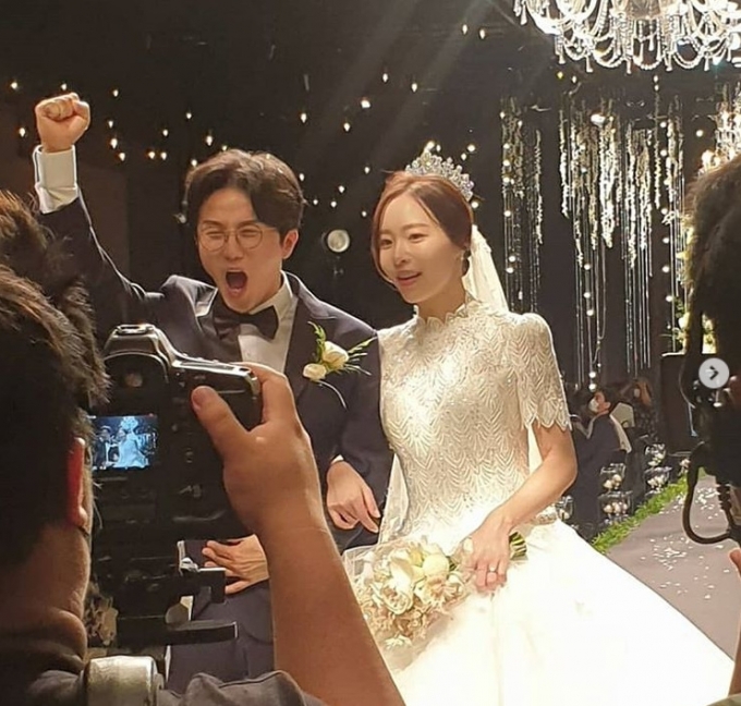 박성광 이솔이 부부가 결혼식 사진을 공개했다. [사진=박성광 인스타그램]