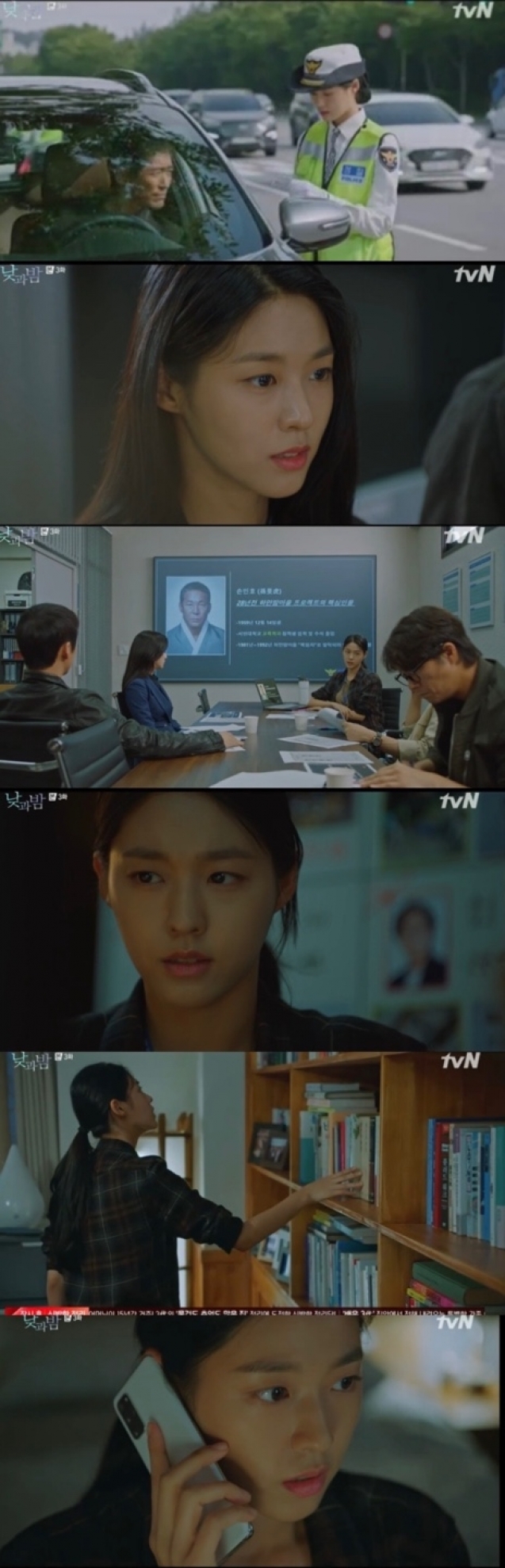 '낮과 밤' 김설현이 똑소리 나는 경찰로 완벽 변신했다. [사진=tvN 방송화면 캡처]