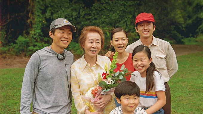 '미나리' 정이삭 감독과 배우 스티븐 연, 한예리, 윤여정, 앨런 김이 한국에 오스카 후보 선정 소감을 전했다.  [사진=판씨네마]